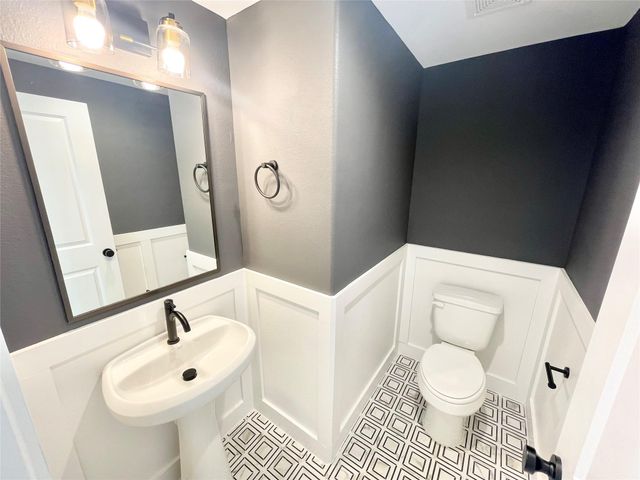 3716 Creekmont Gardens Lane, Houston, TX 77091