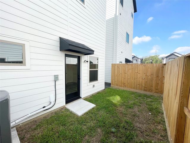 3716 Creekmont Gardens Lane, Houston, TX 77091