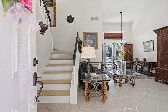 39710 Almansa Court, Murrieta, CA 92562