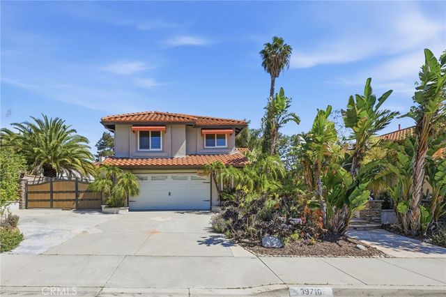 39710 Almansa Court, Murrieta, CA 92562