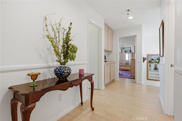 39710 Almansa Court, Murrieta, CA 92562