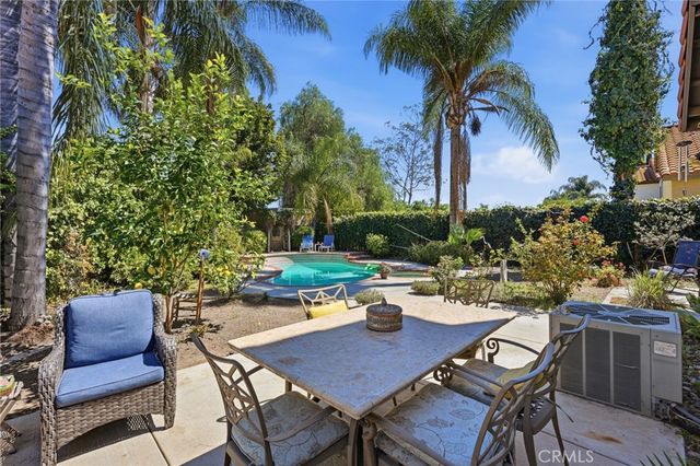 39710 Almansa Court, Murrieta, CA 92562