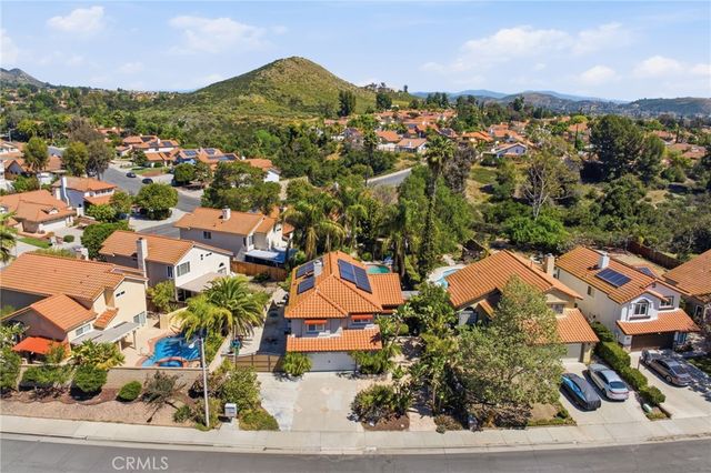 39710 Almansa Court, Murrieta, CA 92562