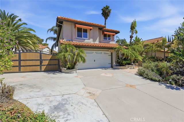 39710 Almansa Court, Murrieta, CA 92562