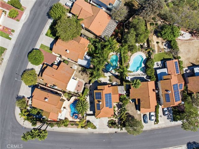 39710 Almansa Court, Murrieta, CA 92562