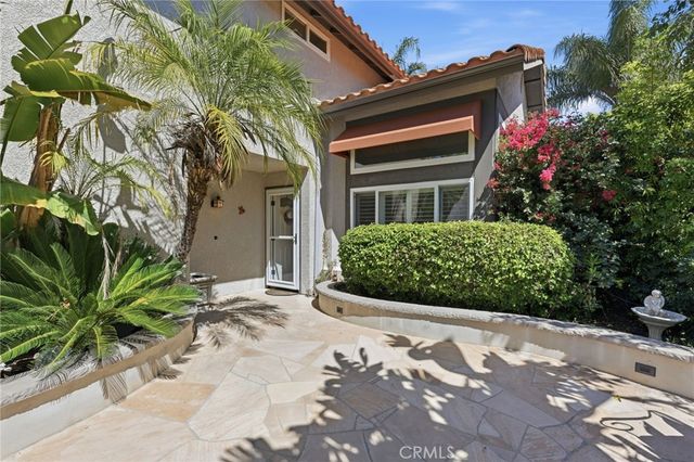 39710 Almansa Court, Murrieta, CA 92562