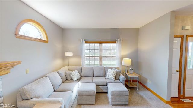 1312 Sunset Way Circle, Kent, OH 44240
