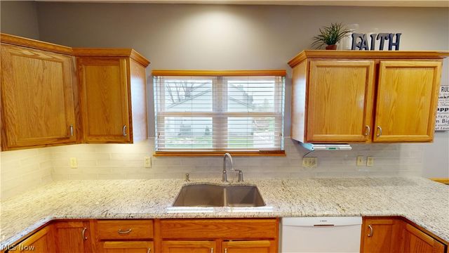 1312 Sunset Way Circle, Kent, OH 44240