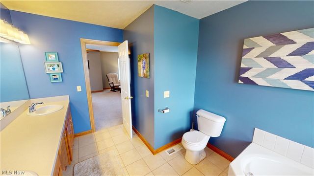1312 Sunset Way Circle, Kent, OH 44240
