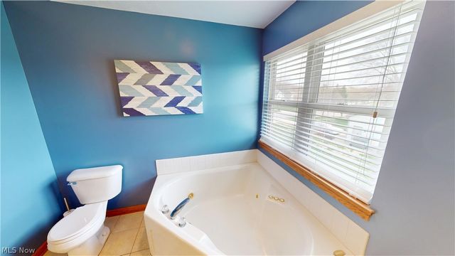 1312 Sunset Way Circle, Kent, OH 44240