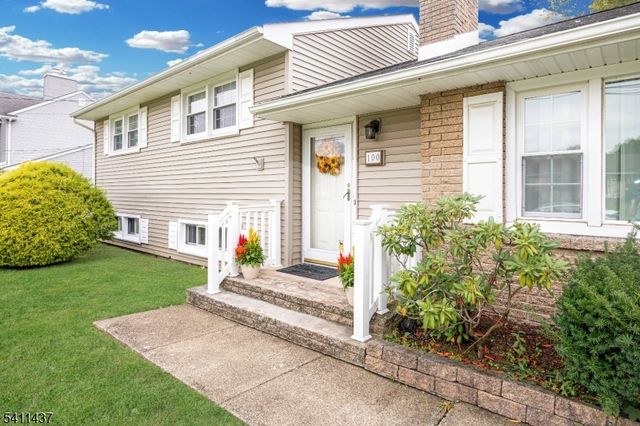 100 Eyland Ave, Roxbury Twp., NJ 07876