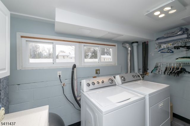 100 Eyland Ave, Roxbury Twp., NJ 07876