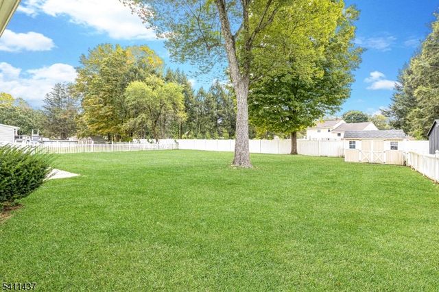 100 Eyland Ave, Roxbury Twp., NJ 07876