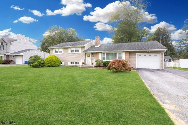 100 Eyland Ave, Roxbury Twp., NJ 07876