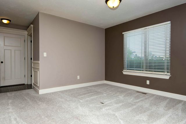 1382 S Cumberland Avenue, Republic, MO 65738