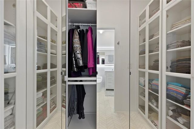 560 Dutch Valley - 2313, Atlanta, GA 30324