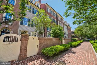 42 WOLFE ST #A, Alexandria, VA 22314