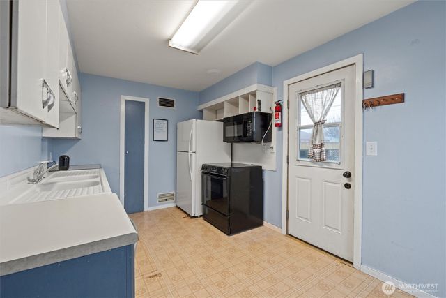 123 F Street NE, Ephrata, WA 98823