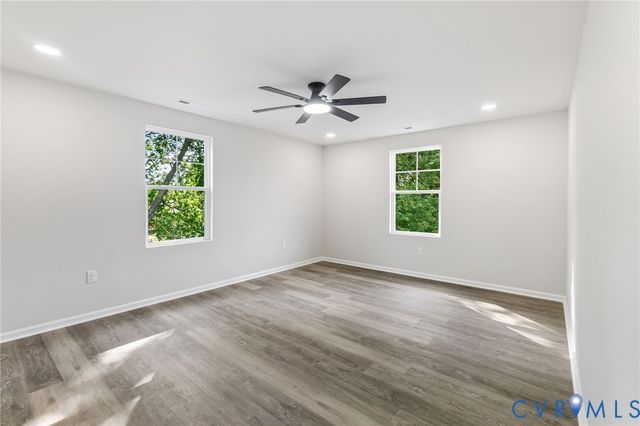 318 Irving St, Petersburg, VA 23803