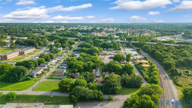 318 Irving St, Petersburg, VA 23803