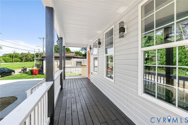 318 Irving St, Petersburg, VA 23803