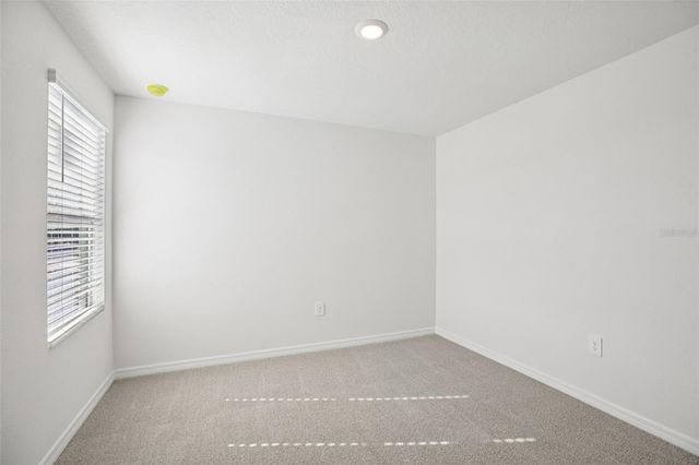 698 MUHLY STREET, Lady Lake, FL 32159