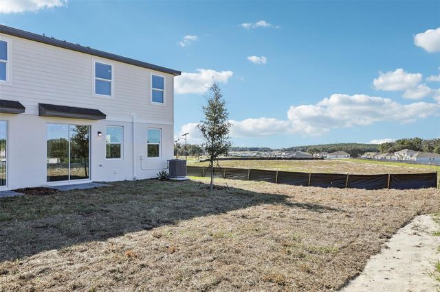 698 MUHLY STREET, Lady Lake, FL 32159