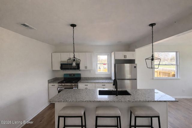 4120 Hazelwood Ave, Louisville, KY 40215