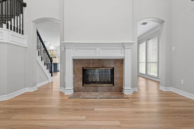 3207 Scenic Elm Street, Houston, TX 77059