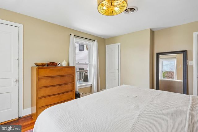 30 HAMILTON AVE, Frederick, MD 21701