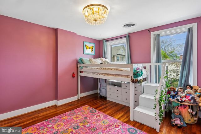 30 HAMILTON AVE, Frederick, MD 21701