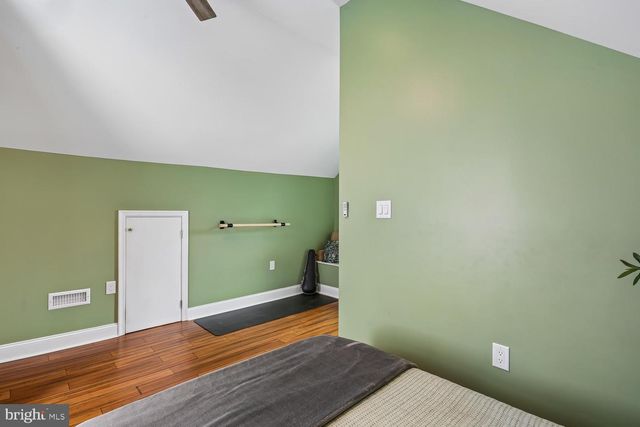 30 HAMILTON AVE, Frederick, MD 21701
