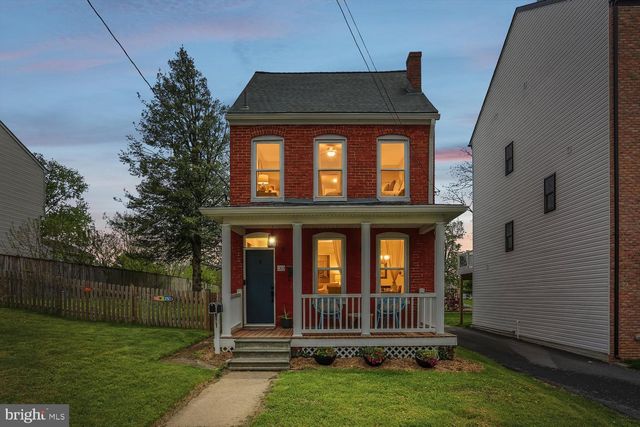 30 HAMILTON AVE, Frederick, MD 21701