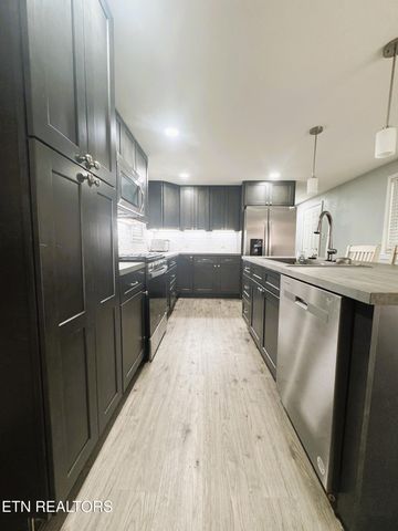 111 Summit Drive, Jamestown, TN 38556