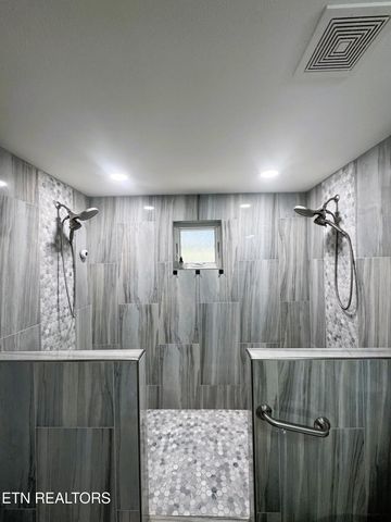 111 Summit Drive, Jamestown, TN 38556