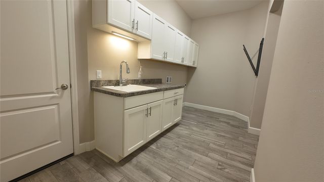 2120 SOUTHERN OAKS LANE, Lakeland, FL 33813