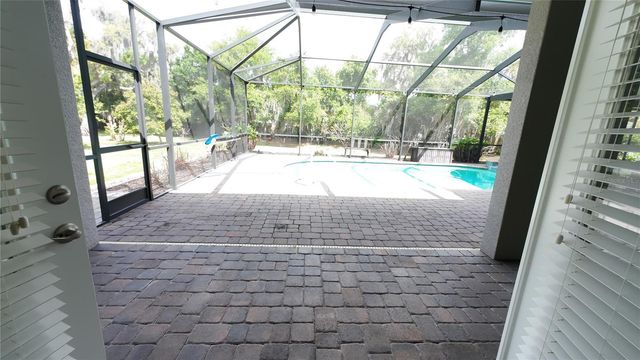 2120 SOUTHERN OAKS LANE, Lakeland, FL 33813
