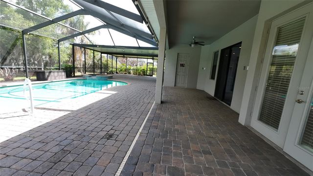 2120 SOUTHERN OAKS LANE, Lakeland, FL 33813