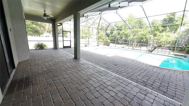 2120 SOUTHERN OAKS LANE, Lakeland, FL 33813