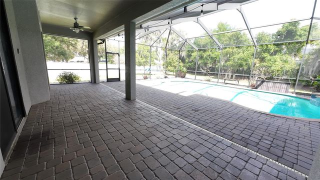 2120 SOUTHERN OAKS LANE, Lakeland, FL 33813