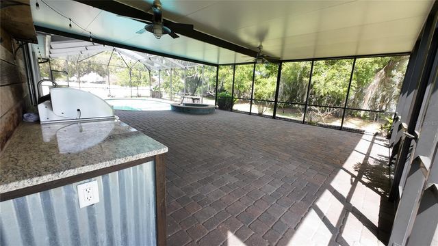 2120 SOUTHERN OAKS LANE, Lakeland, FL 33813