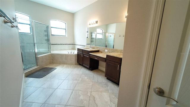 2120 SOUTHERN OAKS LANE, Lakeland, FL 33813