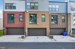 4215 LAPLATA AVE, Baltimore, MD 21211
