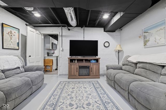 2229 Poplar Street, Terre Haute, IN 47803