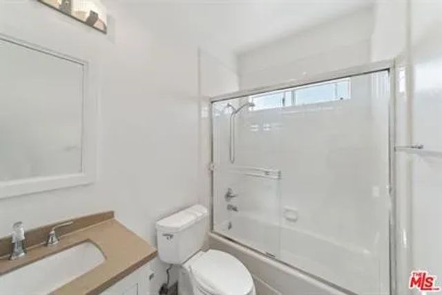 1508 Greenfield Avenue 307, Los Angeles, CA 90025