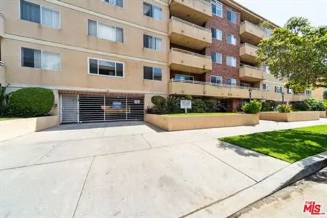 1508 Greenfield Avenue 307, Los Angeles, CA 90025