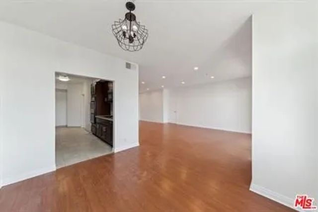 1508 Greenfield Avenue 307, Los Angeles, CA 90025