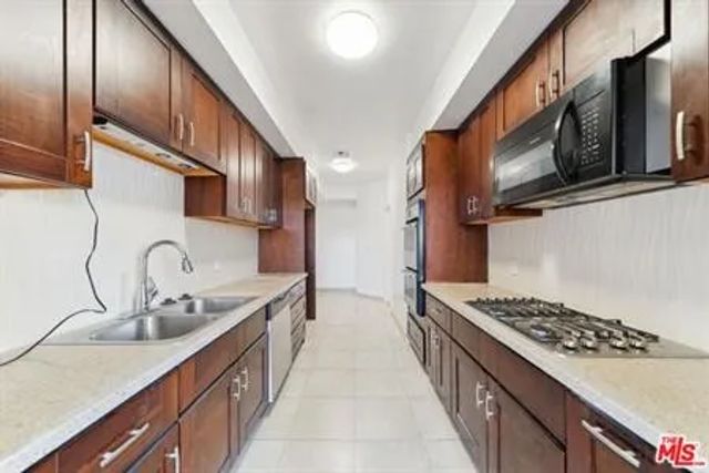 1508 Greenfield Avenue 307, Los Angeles, CA 90025