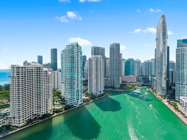 900 Brickell Key Blvd 1604, Miami, FL 33131