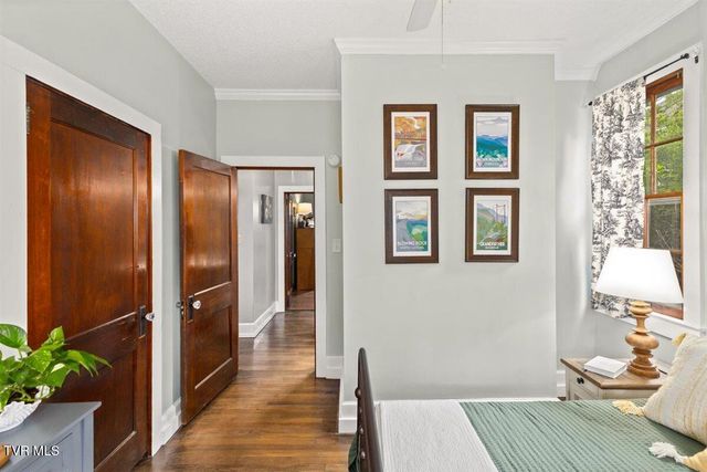 108 West 11th Avenue, Johnson City, TN 37604